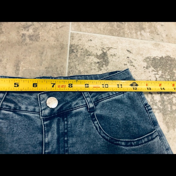 🎉HP x 2🎉High Waist Distressed Skinny Crops-Jian & Feng -Measurements in Pics - Picture 11 of 15